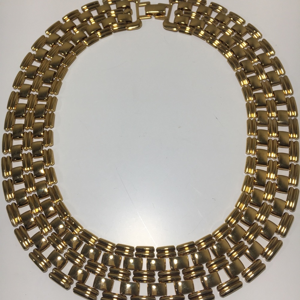 Vintage gold necklace